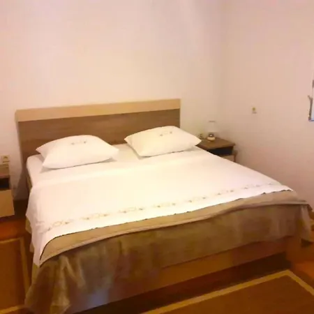 شقة Seaside Okrug Gornji With Terrace And Patio