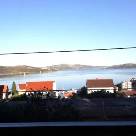 Seaside Okrug Gornji With Terrace And Patio *