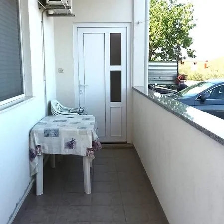 Seaside Okrug Gornji With Terrace And Patio